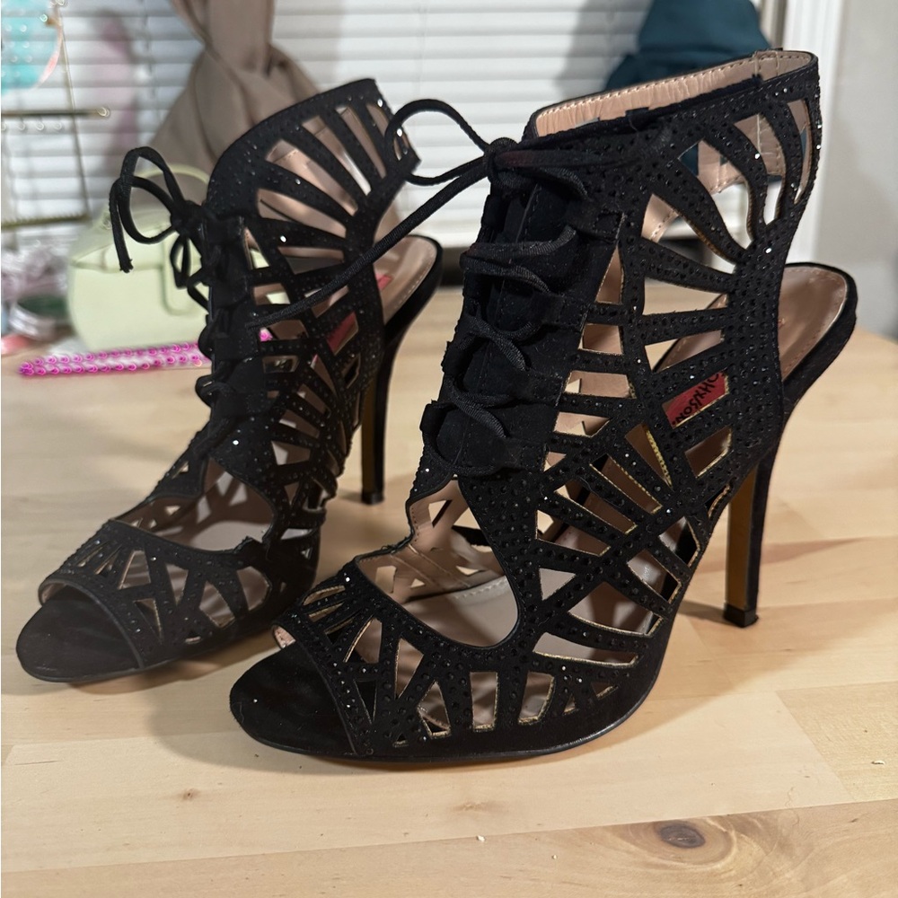 Betsey Johnson Lexxe Rhinestone Cage Tie Black Women's Heels